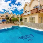 Yucca Park, Lovely, Quiet, 2 Bedroom, 70m2, Ocean Pool View! Апартаменти