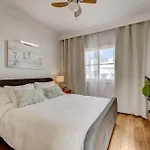 Yucca Park, Lovely, Quiet, 2 Bedroom, 70m2, Ocean Pool View! Адехе