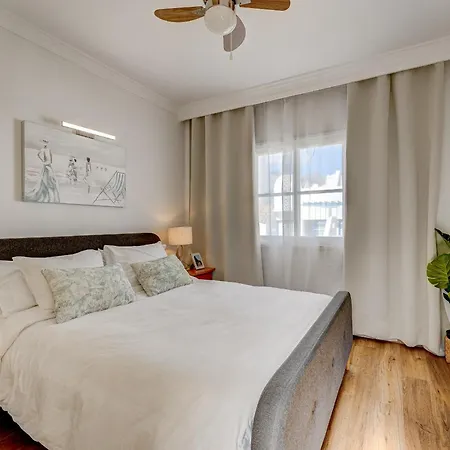 Yucca Park, Lovely, Quiet, 2 Bedroom, 70m2, Ocean Pool View! 아데제