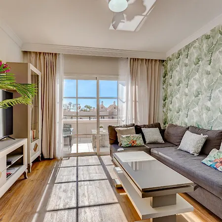 Yucca Park, Lovely, Quiet, 2 Bedroom, 70m2, Ocean Pool View! Apartamento *