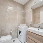 Yucca Park, Lovely, Quiet, 2 Bedroom, 70m2, Ocean Pool View! Appartamento