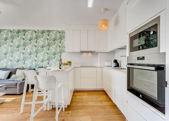 Apartment Yucca Park, Lovely, Quiet, 2 Bedroom, 70m2, Ocean Pool View!