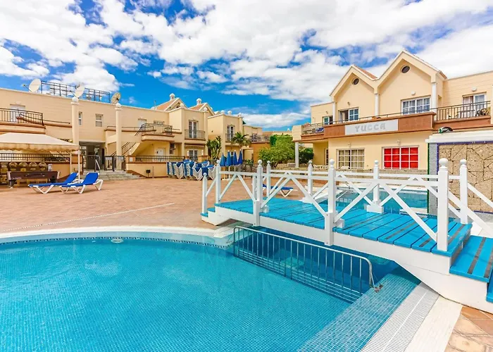 Apartamento Yucca Park, Lovely, Quiet, 2 Bedroom, 70m2, Ocean Pool View!