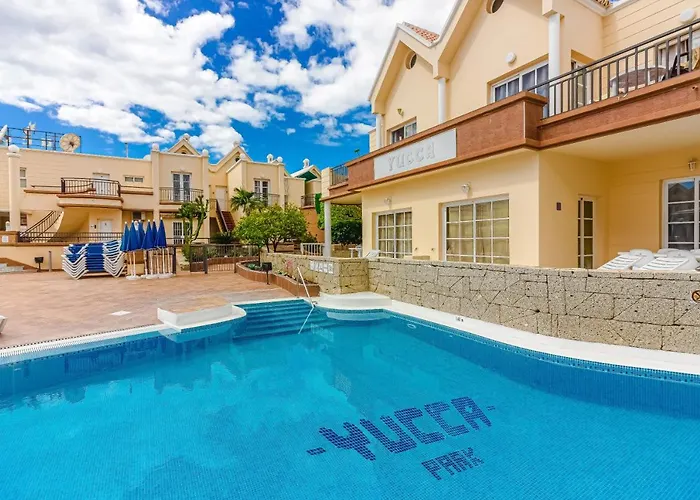 Yucca Park, Lovely, Quiet, 2 Bedroom, 70m2, Ocean Pool View! Apartamento